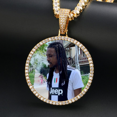 18K Gold Plated / White Crystal / United States