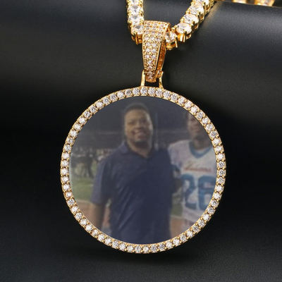 18K Gold Plated / White Crystal / United States