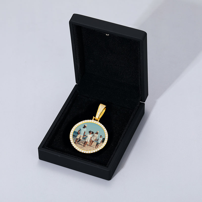S925 Custom Photo Memory Medallions Solid Pendant Necklace With Moissanite Diamond-Golden Color