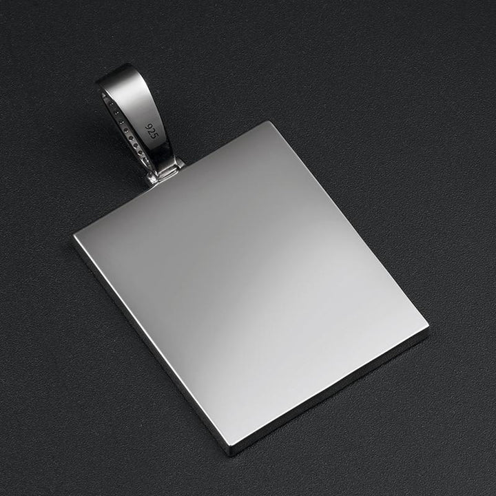 Picture Locket Necklace- Best Ever Graduation Gifts For Her