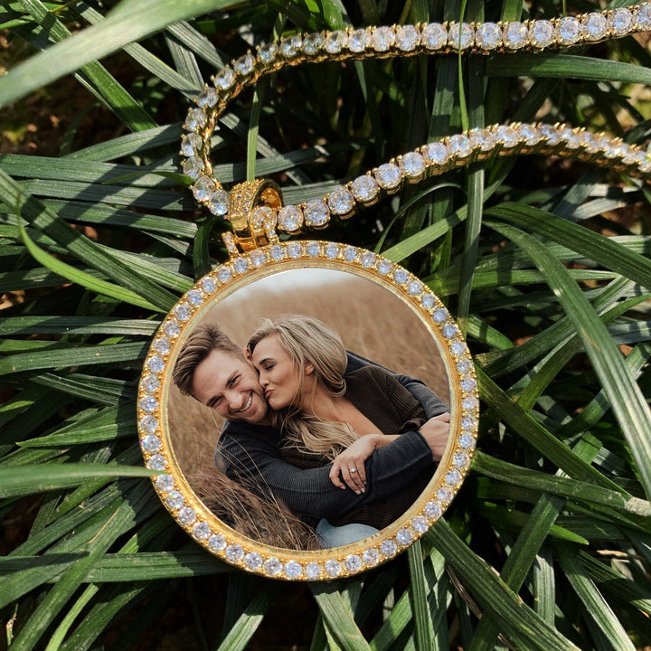 Personalized Photo Medallions Necklace Christmas Gifts 2025