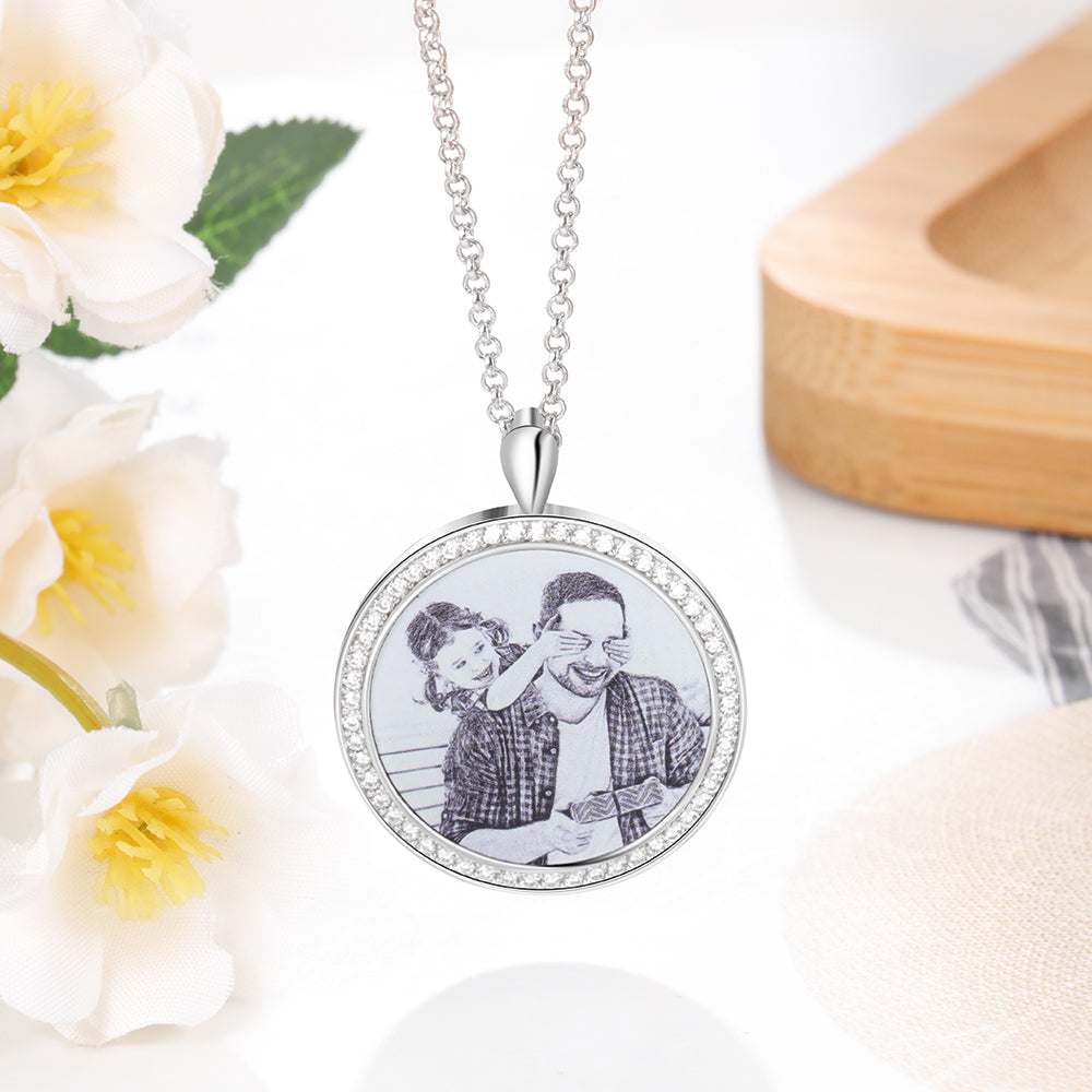 round photo necklace