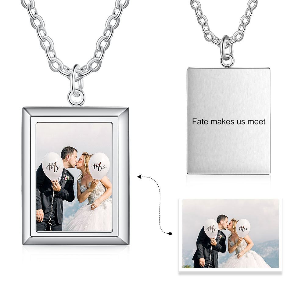 personalize photo necklace