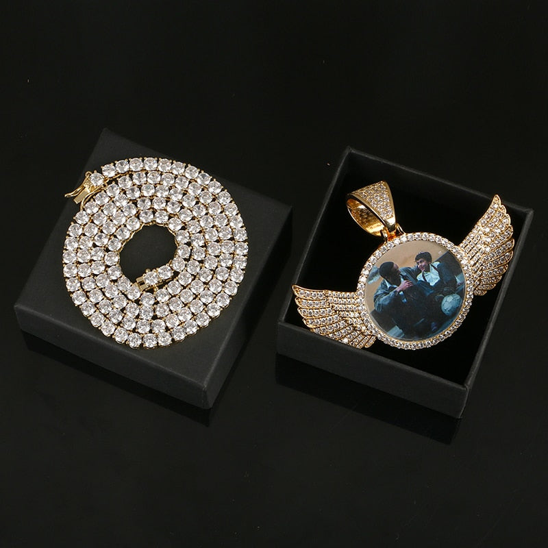 Picture necklace