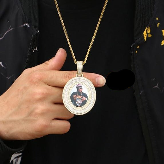 gold medallion necklace
