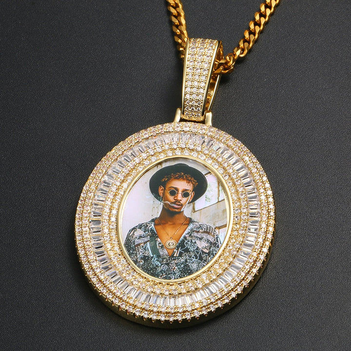 gold medallion necklace