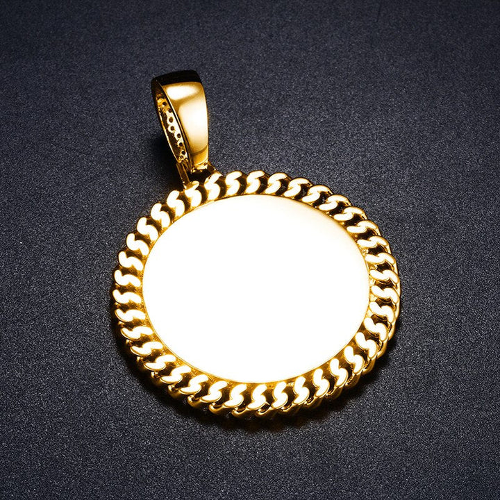 medallion necklace